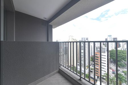 Studio à venda com 26m², 1 quarto e sem vaga Studio à venda com 26m², 1 quarto e sem vagaVaranda