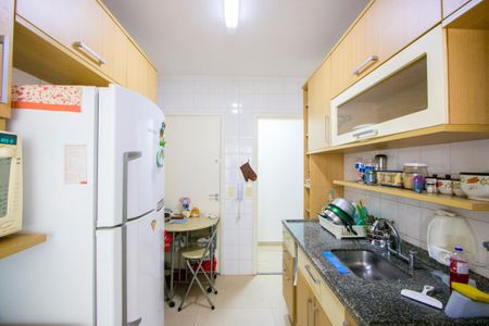 Apartamento para alugar com 89m², 3 quartos e 2 vagas Apartamento para alugar com 89m², 3 quartos e 2 vagasCozinha