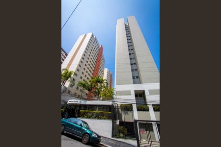 Apartamento para alugar com 89m², 3 quartos e 2 vagas Apartamento para alugar com 89m², 3 quartos e 2 vagasFachada