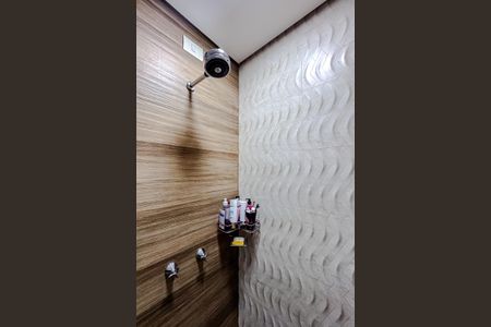 Apartamento para alugar com 74m², 3 quartos e 2 vagas Apartamento para alugar com 74m², 3 quartos e 2 vagasBanheiro