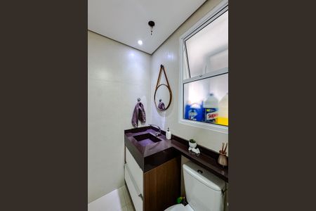 Apartamento para alugar com 74m², 3 quartos e 2 vagas Apartamento para alugar com 74m², 3 quartos e 2 vagasBanheiro