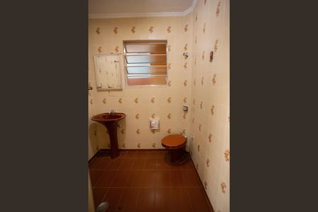 Casa para alugar com 90m², 3 quartos e 1 vagaBANHEIRO