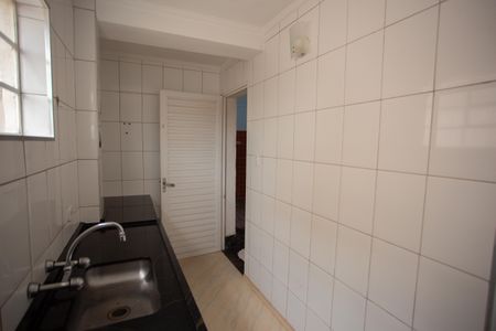 Casa para alugar com 90m², 3 quartos e 1 vagaCOZINHA