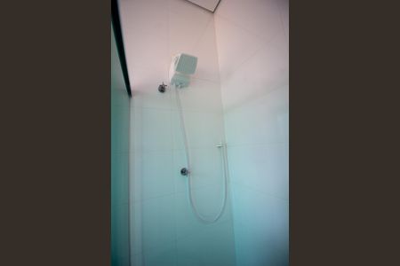 Casa de condomínio para alugar com 350m², 3 quartos e 4 vagasBanheiro