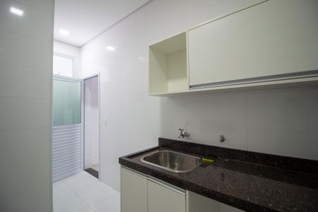 Casa de condomínio para alugar com 350m², 3 quartos e 4 vagasÁrea de Serviço