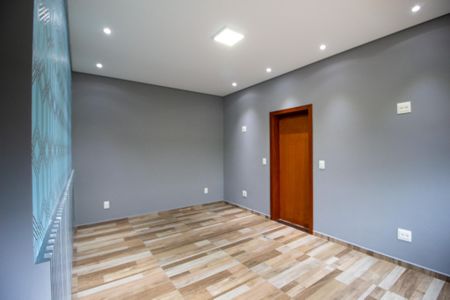 Casa de condomínio para alugar com 350m², 3 quartos e 4 vagasSuíte