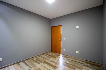 Casa de condomínio para alugar com 350m², 3 quartos e 4 vagasSuíte 3