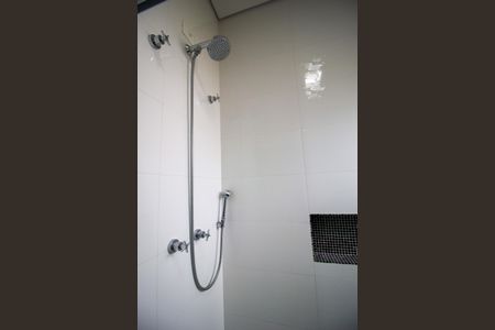 Casa de condomínio para alugar com 350m², 3 quartos e 4 vagasBanheiro da Suíte 3