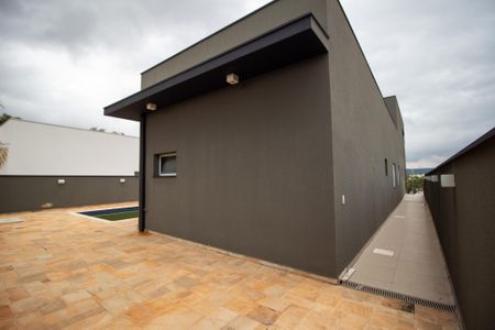 Casa de condomínio para alugar com 350m², 3 quartos e 4 vagasÁrea externa