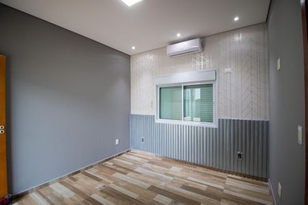 Casa de condomínio para alugar com 350m², 3 quartos e 4 vagasSuíte 2