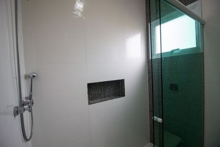 Casa de condomínio para alugar com 350m², 3 quartos e 4 vagasBanheiro da Suíte 3