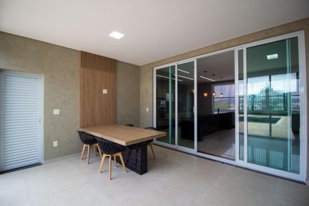 Casa de condomínio para alugar com 350m², 3 quartos e 4 vagasÁrea gourmet