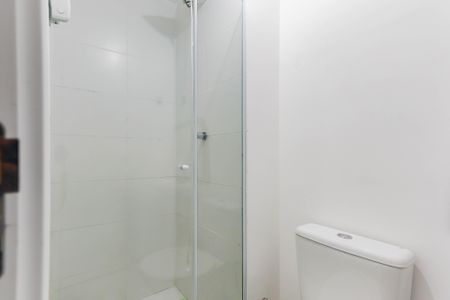 Banheiro de apartamento para alugar com 2 quartos, 1601m² em Jardim Celeste, São Paulo