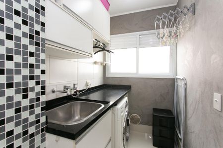 Apartamento à venda com 81m², 2 quartos e 1 vaga Apartamento à venda com 81m², 2 quartos e 1 vagaÁrea de Serviço