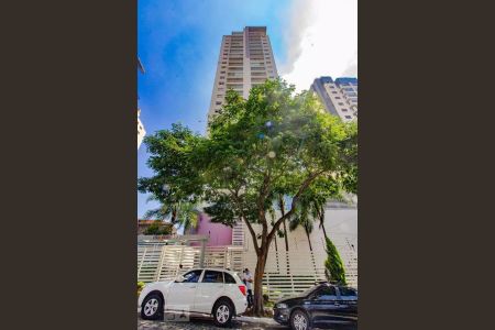 Apartamento à venda com 81m², 2 quartos e 1 vaga Apartamento à venda com 81m², 2 quartos e 1 vagaFachada