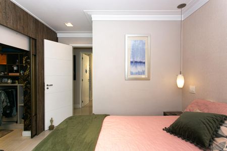 Apartamento à venda com 81m², 2 quartos e 1 vaga Apartamento à venda com 81m², 2 quartos e 1 vagaSuíte