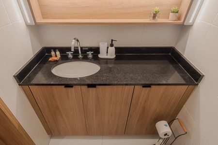 Studio para alugar com 35m², 1 quarto e 1 vaga Studio para alugar com 35m², 1 quarto e 1 vagaBanheiro