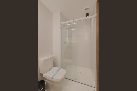 Studio para alugar com 35m², 1 quarto e 1 vaga Studio para alugar com 35m², 1 quarto e 1 vagaBanheiro