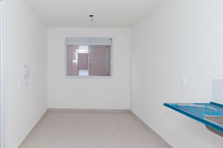 Sala de apartamento para alugar com 1 quarto, 27m² em Parque Industrial Tomas Edson, São Paulo