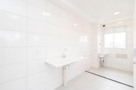 Apartamento à venda com 41m², 2 quartos e sem vaga Apartamento à venda com 41m², 2 quartos e sem vagaCozinha e Área de Serviço