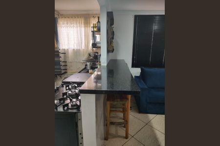 Sala de apartamento à venda com 2 quartos, 55m² em Vila Camilópolis, Santo André