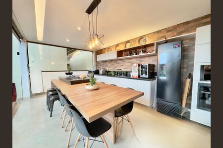 Casa à venda com 490m², 4 quartos e 4 vagas