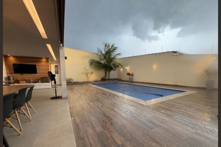 Casa à venda com 490m², 4 quartos e 4 vagas