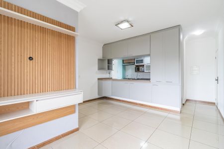 Sala de apartamento à venda com 3 quartos, 75m² em Nucleo Residencial Celia Mota, Barueri