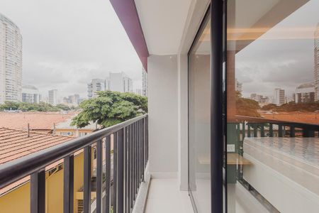 Varanda de kitnet/studio à venda com 1 quarto, 25m² em Pinheiros, São Paulo