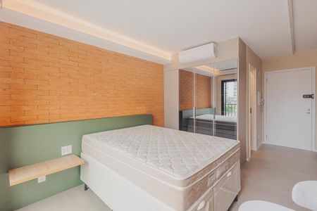 Quarto de kitnet/studio à venda com 1 quarto, 25m² em Pinheiros, São Paulo