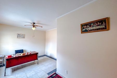 Casa à venda com 245m², 4 quartos e 2 vagasEdícula