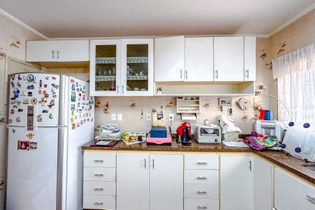 Casa à venda com 245m², 4 quartos e 2 vagasCozinha