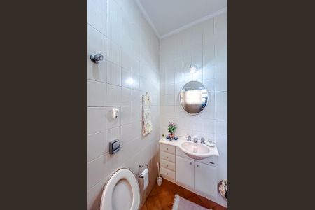 Casa à venda com 245m², 4 quartos e 2 vagasBanheiro