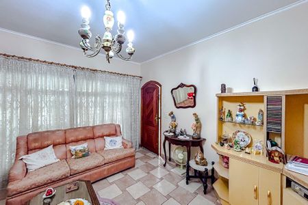 Casa à venda com 245m², 4 quartos e 2 vagasSala