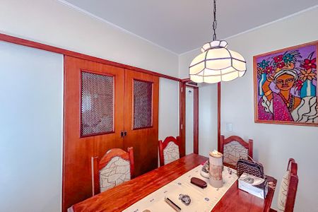 Casa à venda com 245m², 4 quartos e 2 vagasSala de Jantar