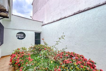 Casa à venda com 245m², 4 quartos e 2 vagasÁrea externa