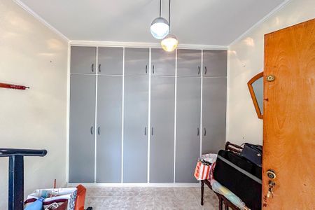 Casa à venda com 245m², 4 quartos e 2 vagasQuarto de Serviço