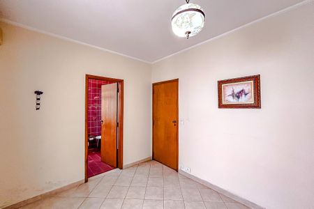Casa à venda com 245m², 4 quartos e 2 vagasSuíte 1