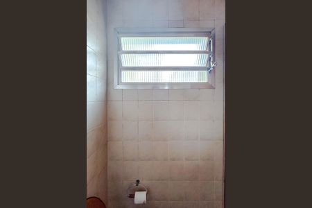 Casa à venda com 245m², 4 quartos e 2 vagasBanheiro da Edícula