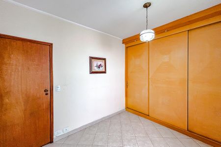 Casa à venda com 245m², 4 quartos e 2 vagasSuíte 1