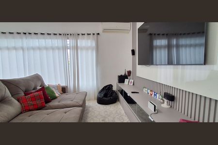 Sala de casa à venda com 3 quartos, 320m² em Jardim Orlandina, São Bernardo do Campo