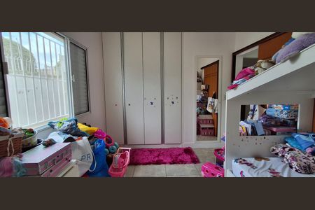 Casa à venda com 320m², 3 quartos e 4 vagasQuarto 