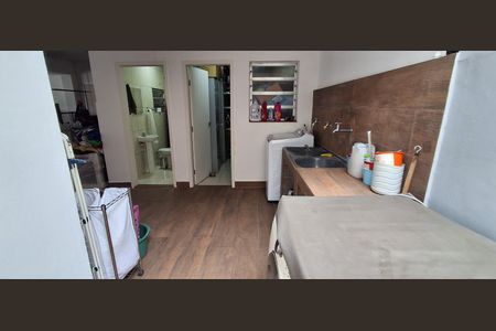 Casa à venda com 320m², 3 quartos e 4 vagasÁrea de Serviço 