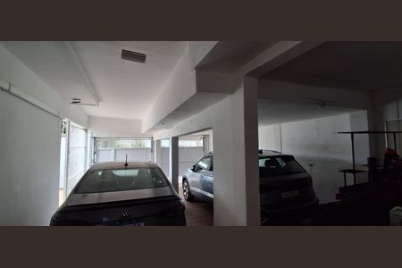 Casa à venda com 320m², 3 quartos e 4 vagasGaragem 