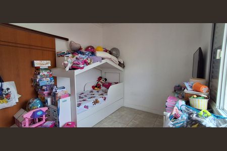 Casa à venda com 320m², 3 quartos e 4 vagasQuarto 