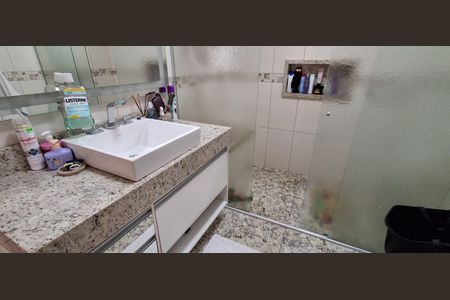 Casa à venda com 320m², 3 quartos e 4 vagasBanheiro Suíte 