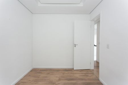 Quarto 1 de apartamento para alugar com 2 quartos, 43m² em Parque São Jorge, São Paulo