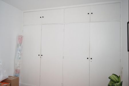 Apartamento à venda com 115m², 3 quartos e 1 vagaQuarto 2