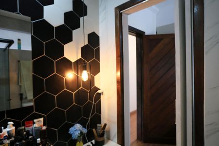 Casa à venda com 485m², 4 quartos e 4 vagasBanheiro da Suíte 1