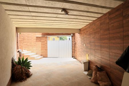 Casa à venda com 485m², 4 quartos e 4 vagasGaragem